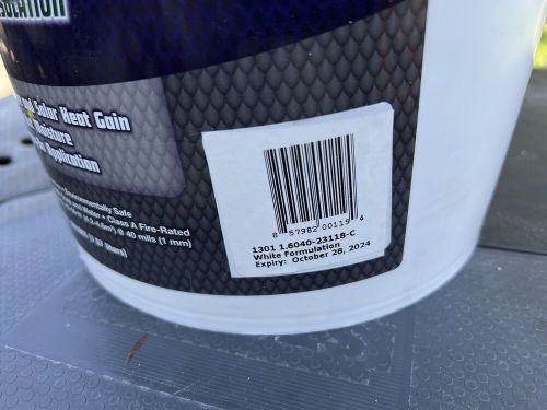 Lizard skin 1301-2 white ceramic insulation 2 gal