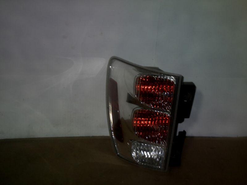 2005-2009 chevrolet equinox tail light d/s l/h oem ng2712 b2 5480780