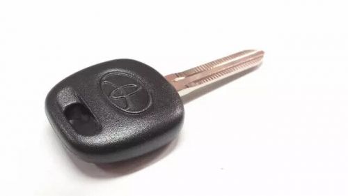 Genuine toyota transmitter  transponder key master 89785-26020