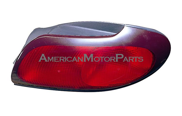 Passenger side replacement red lens tail light 98-99 ford taurus 4dr f8dz13404aa