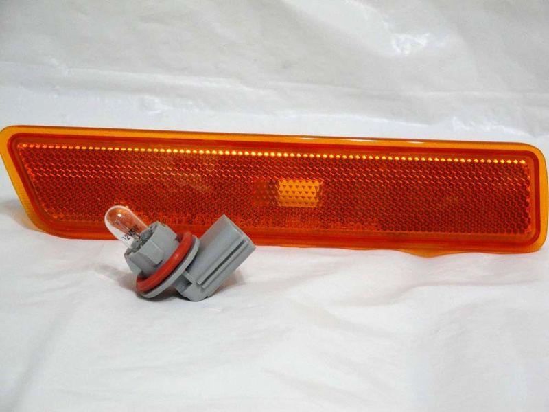 02 mountaineer corner front turn signal side marker light lamp r h right new