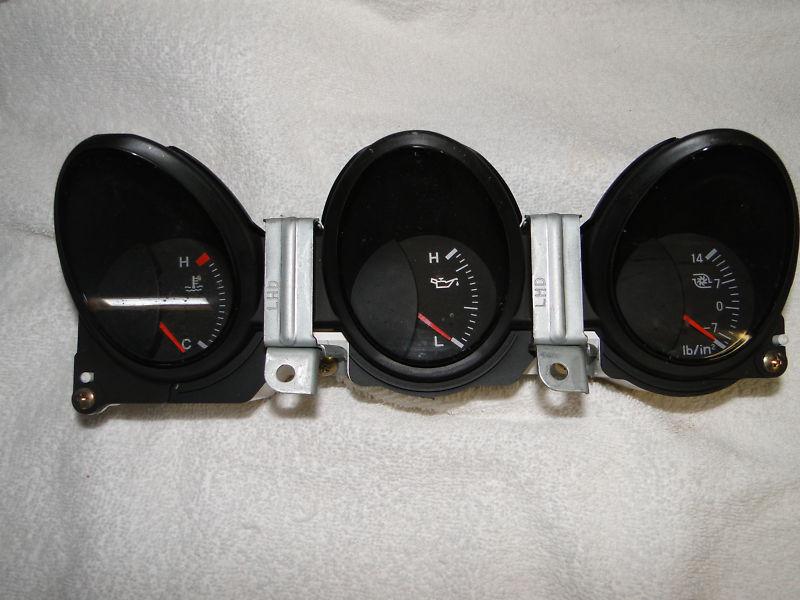 3000gt / stealth vr4 twin turbo  instrument gauge cluster boost gauge clean