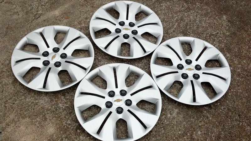 11-13 chevy cruze wheel cover new oem  set of 4 chevrolet 2011 2012 2013