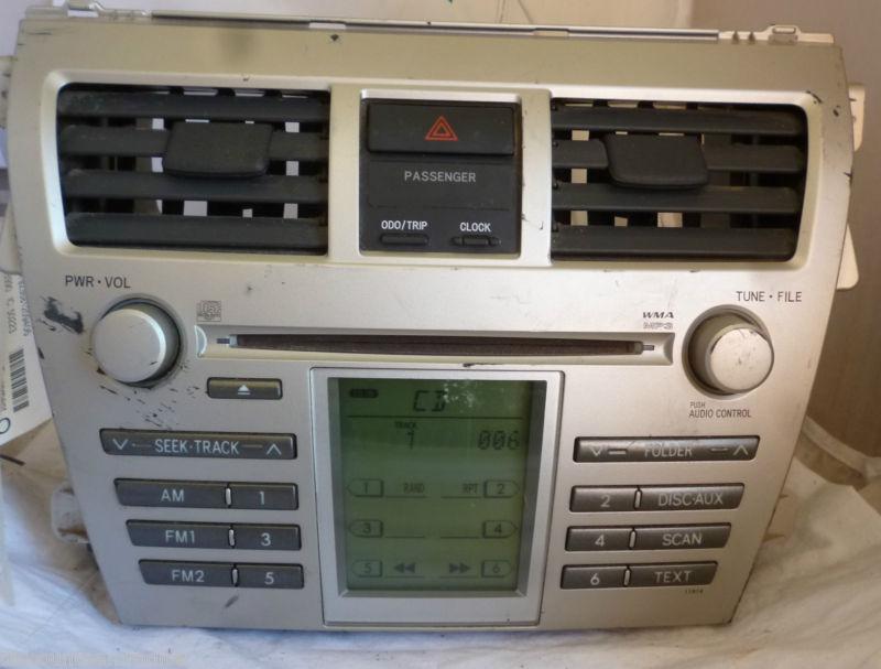 06-08 toyota yaris radio cd mp3 player 86120-52690 11814 *