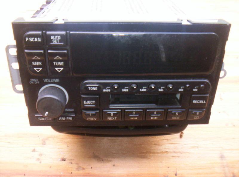 97 98 99 00 01 02 03 lesabre park avenue oem am/fm cassette radio  16236654