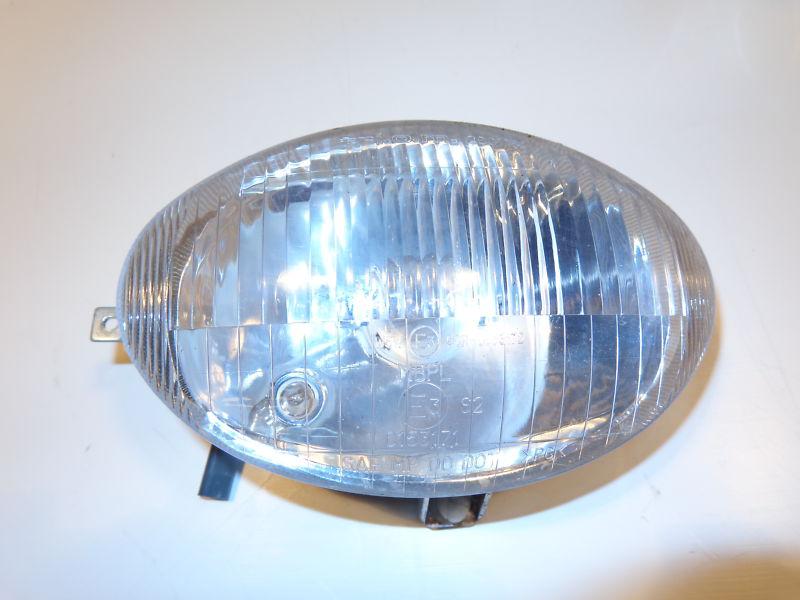 Vespa et4 150 2001 01 headlight / head lamp 134275