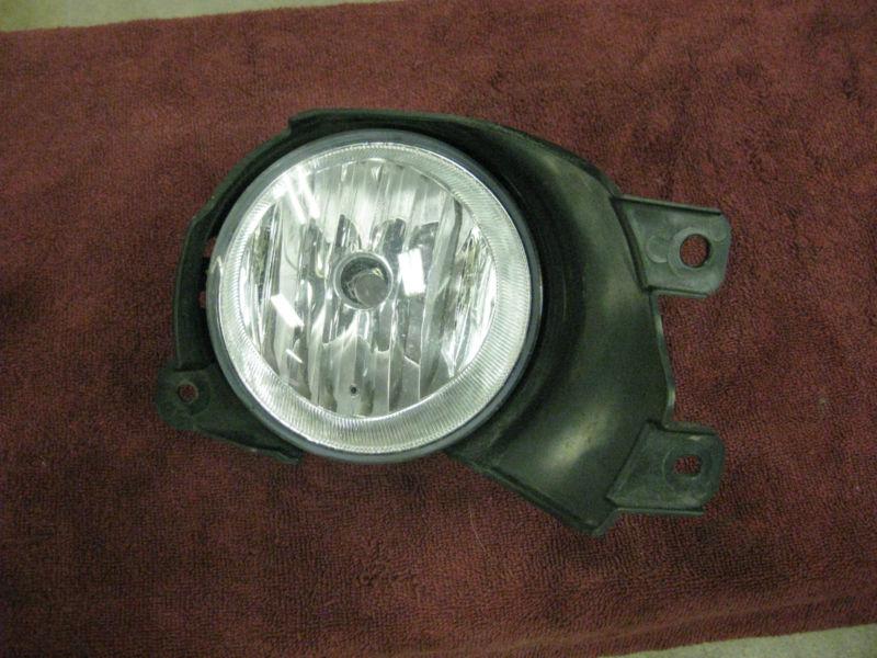 2008-2011 toyota sequoia left driving fog lights