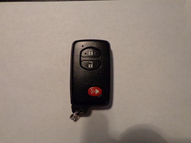 Toyota hyq14aab smart key/fob highlander rav 4 w/o power lift gate button