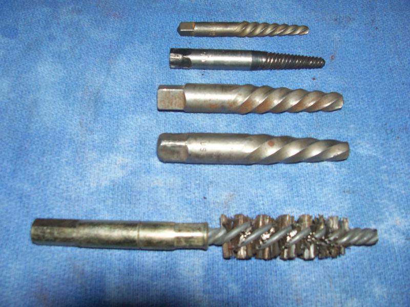 Screw and bolt extractors & wire brush item#0006