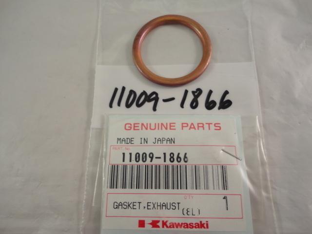 Nos kawasaki  gasket exhaust  pipe  holder  klt200  kz650  kz250   11009-1866