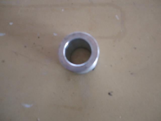 2001 triumph tt 600 front wheel axle spacer