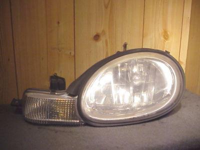 Dodge neon 00-02 2000-02 headlight parking  light driver lh