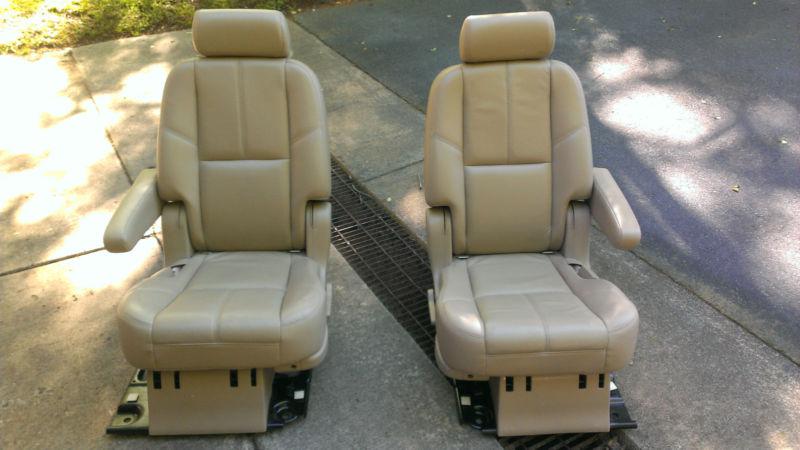 Tahoe / yukon bucket seats