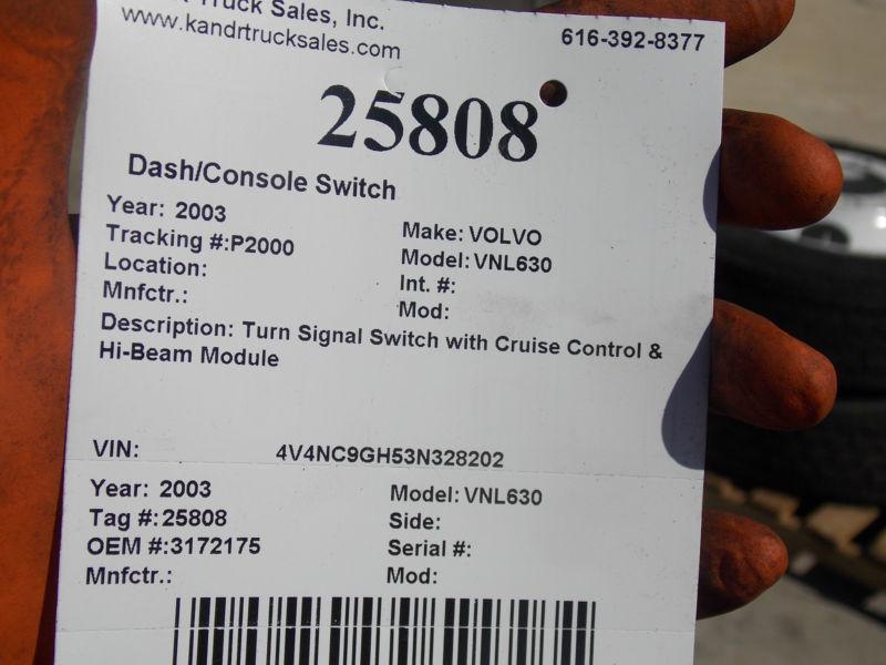 2003 volvo vnl630 turn signal switch with cruise control & hi-beam module 