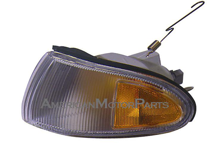 Driver replacement park turn signal corner light 93-96 mitsubishi mirage 4dr