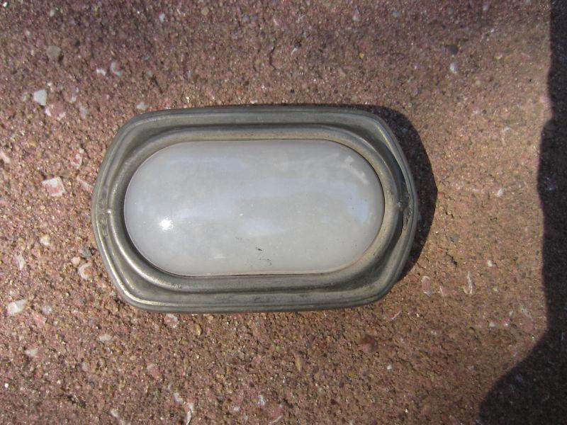 1920-1922-1924-1925-1926-1928-1930 gm-chrysler-studebaker dome light lens & door