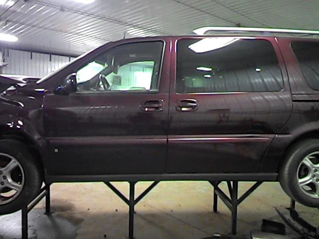 2006 chevy uplander front door left 2607960