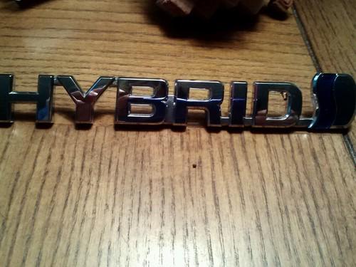 Toyota prius hybrid used  emblem 2010-2013 driver side fender badge lh oem used