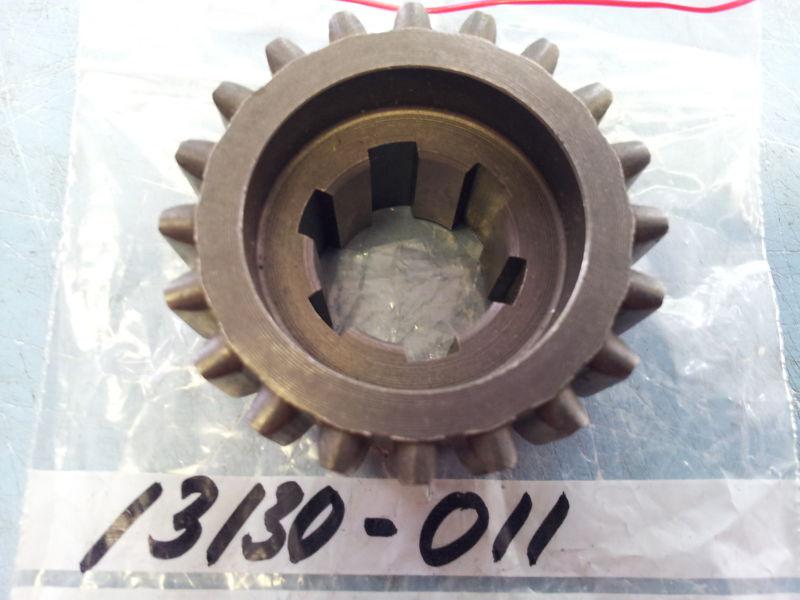 Kawasaki w2ss w2tt commander w1 w1ss 1966-1969 2nd drive gear 13130-011 nos