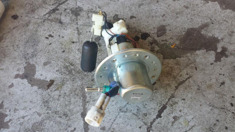 06 07  suzuki gsxr 750 600 fuel pump rear gas pickup petrol oem 