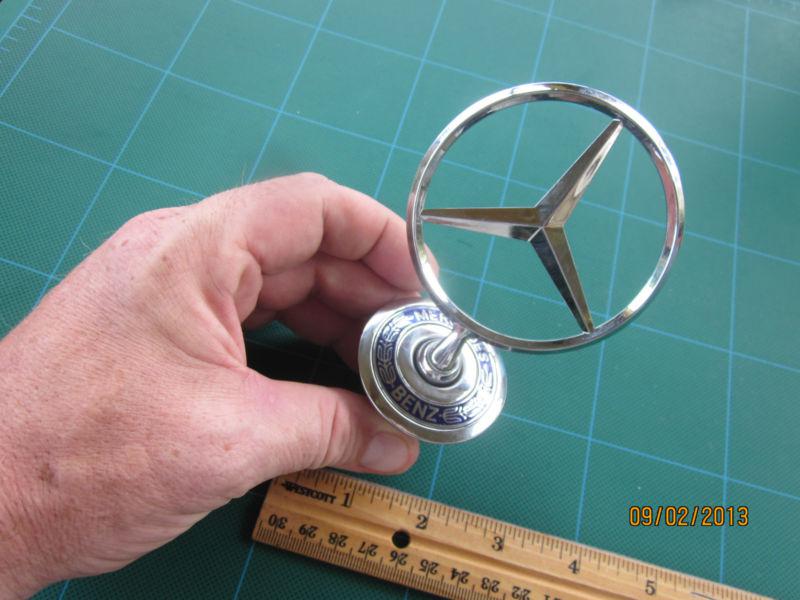 210 mercedes hood star hood emblem assembly w202 w208 w210 e420 e430 e55..sharp 