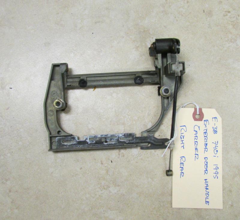 E38 handle carrier rear right 51228245346