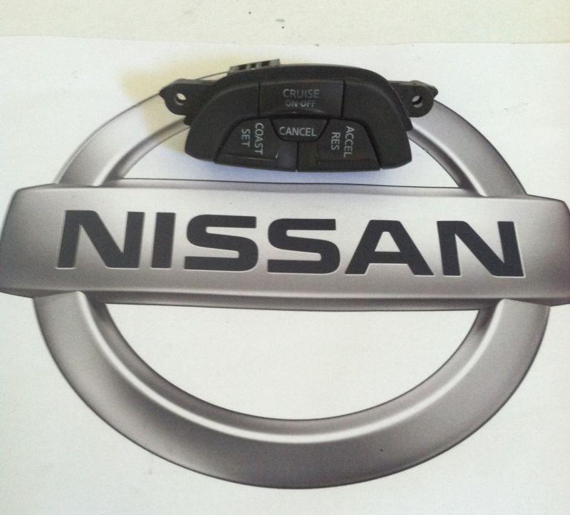 Nissan - maxima - 2000 01 02 03 steering wheel radio volume control switch -oem!