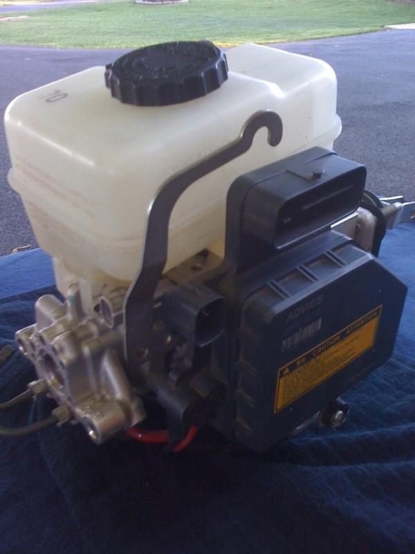  toyota abs pump brake booster module  excellent condition very rare