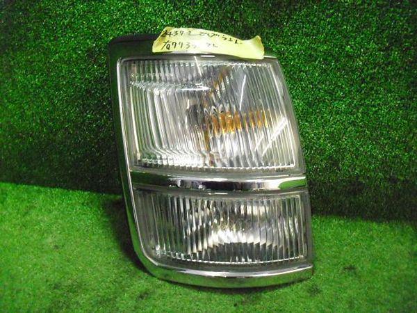 Nissan elgrand 1998 right clearance lamp [7211000]