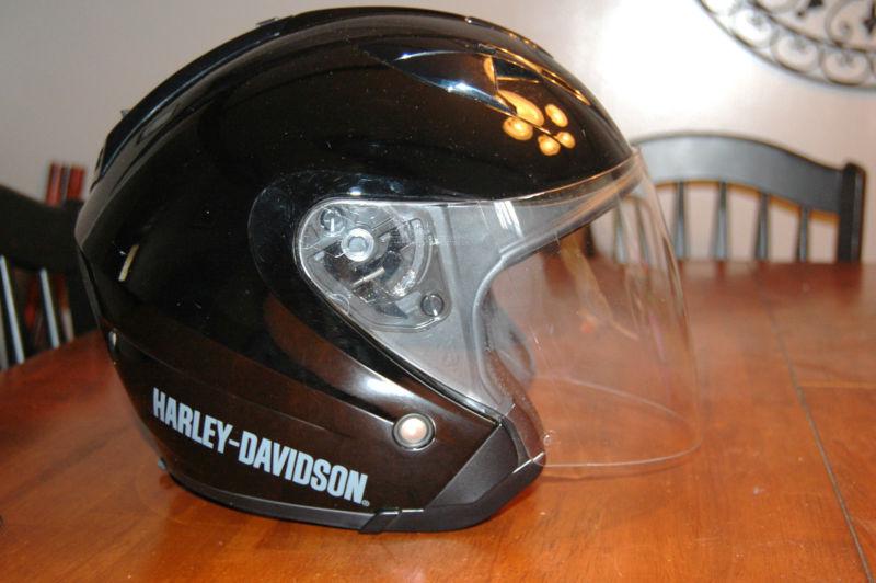 Harley davidson helmet, size m / medium