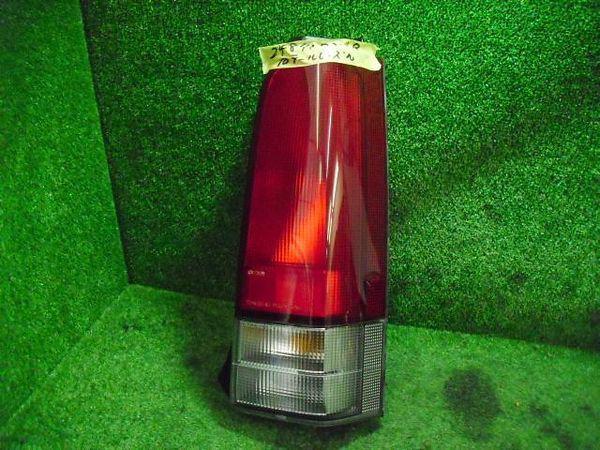 Suzuki wagon r  rear right combination lamp [4115500]