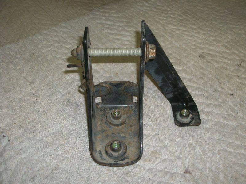 Find Oldsmobile Alero Front Engine/Transmission Mount Bracket, Good ...