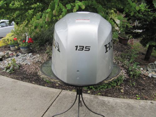 Honda 135 outboard engine cowling