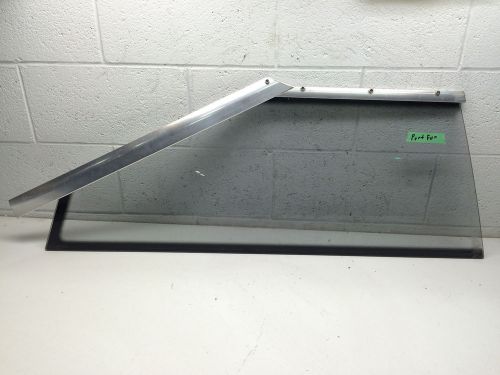 Bayliner capri 1800 port left forward passenger glass windshield