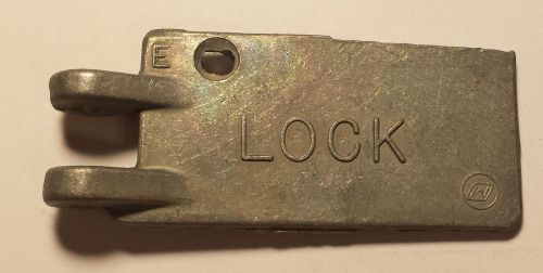 Omc 0312463  312463   lever,  lock &amp; release  vintage