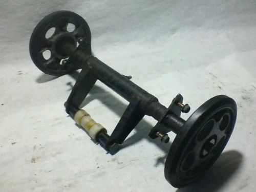 1993 yamaha exciter ii 570 rear suspension center idler pivot shaft, wheels 93 2