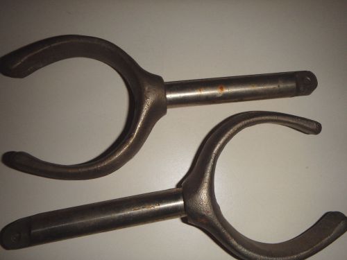 Vintage pair brass row boat oar lock horns 1/2&#034; shaft nautical great patina