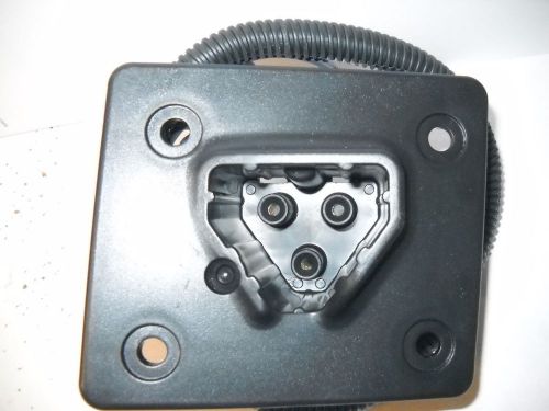 E z go golf cart part 48 volt chrgr receptacle # 613304/8334 delta-q 48 volt txt