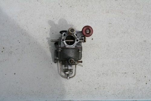 Johnson evinrude 5 , 7.5 hp  carburator  and knobs