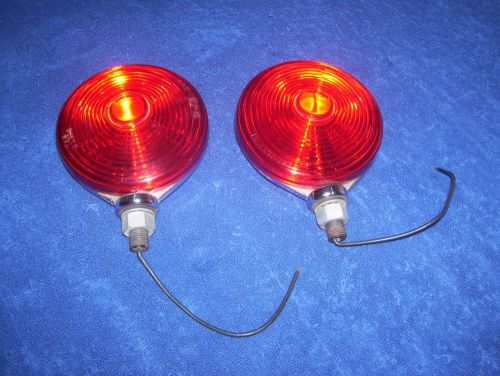 Pair of red dietz 270 / 276 turn signal lights