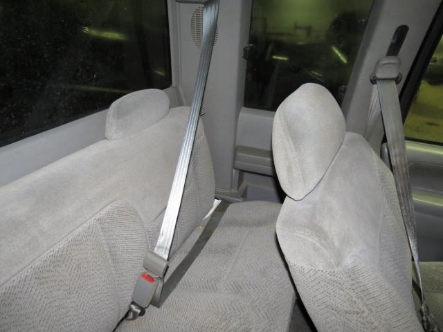 1998 chevy 1500 pickup rear seat belt & retractor only center gray