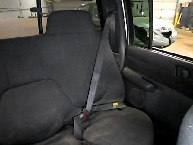 2003 chevy s10 pickup rear seat belt & retractor only lh driver gray