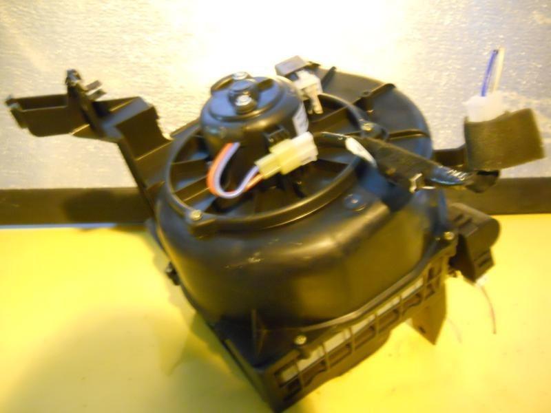 00 01 02 03 04 volvo s40 blower motor ac heater fan w/ blade in housing