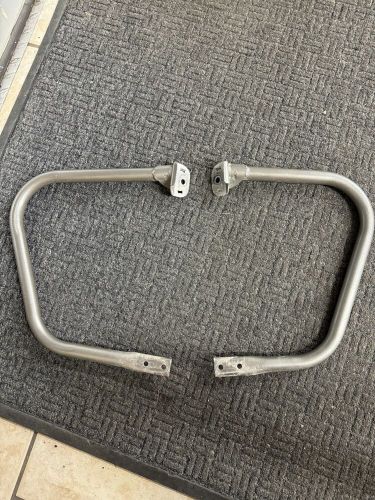 Can-am defender left and right guard 705210922