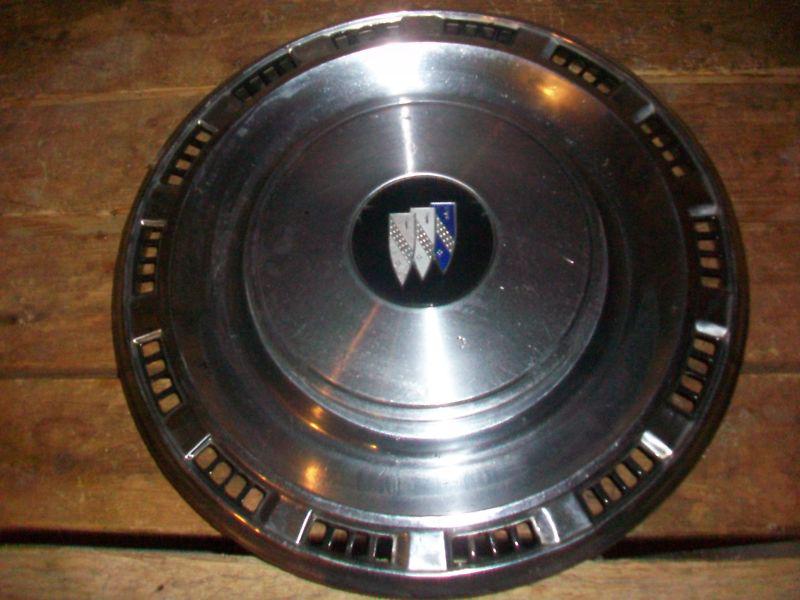 * 13 inch factory hubcap - buick skylark, buick skyhawk, buick special