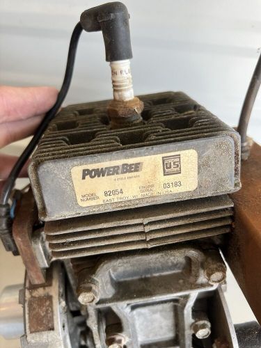 Power bee. motor us power.  go kart or model airplane engine. 82054￼