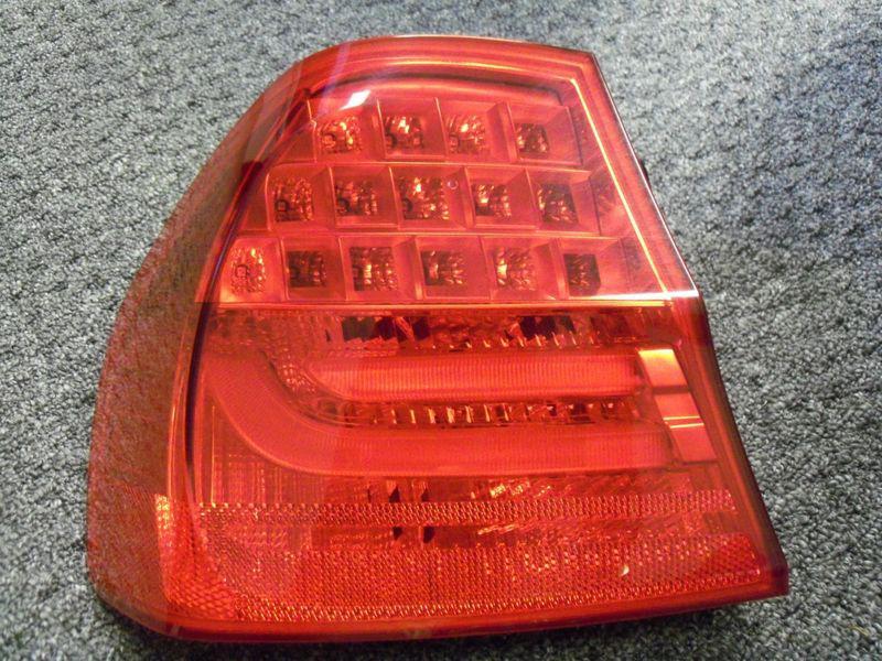 2008-2010 oem bmw e90n lh driver side tail light 63217154157