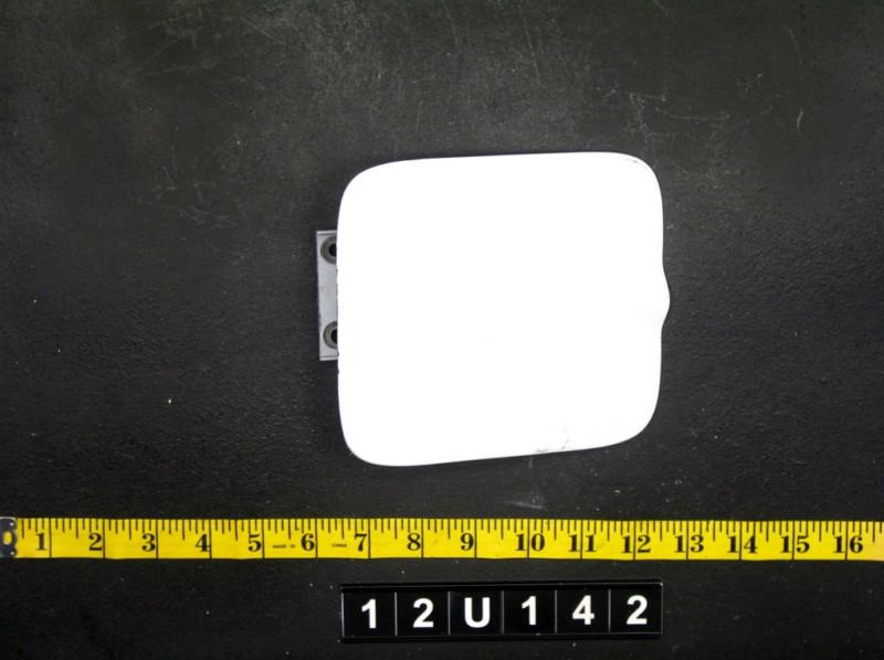 95 ranger fuel filler door lid gas tank cover cap oem white 12u142