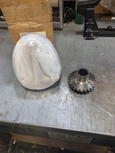 Volvo penta factory nos output gear set  872510 1.96:1 ratio no longer available