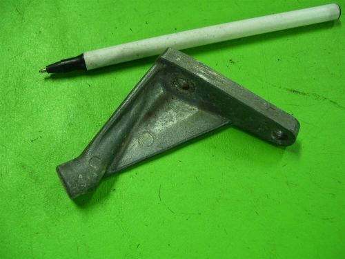 87 88 89 yamaha excel 225 hp outboard 2.6l stopper motor cowling bumper left